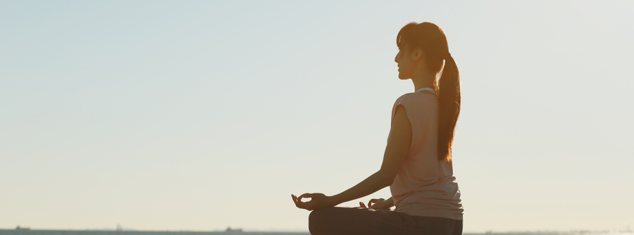 How to Cleanse Your Energy: Practical Rituals for a Positive Mind and Space