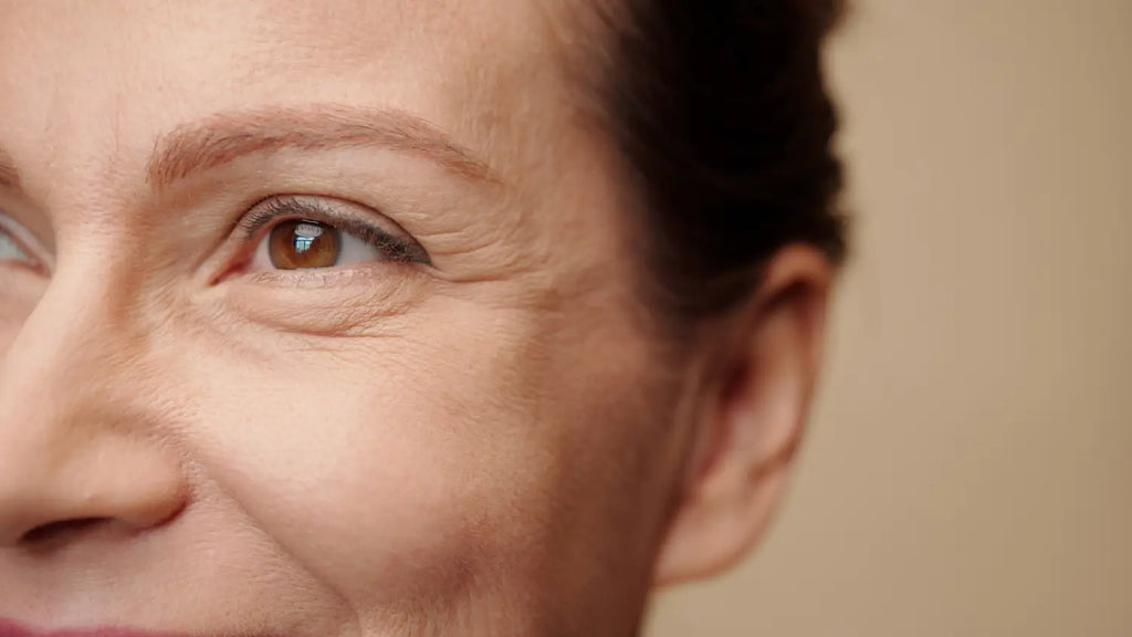 close up of middle woman face